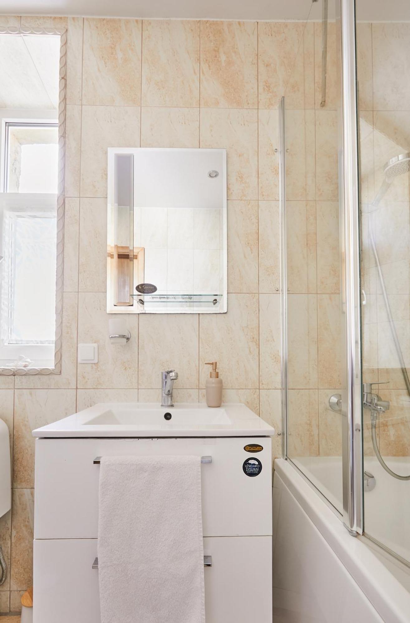 Old Town Apartment Kaunas Ngoại thất bức ảnh